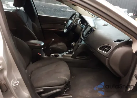 2013 Dodge Dart Sxt z USA, uszkodzony, nr VIN 1C3CDFBA5DD312733